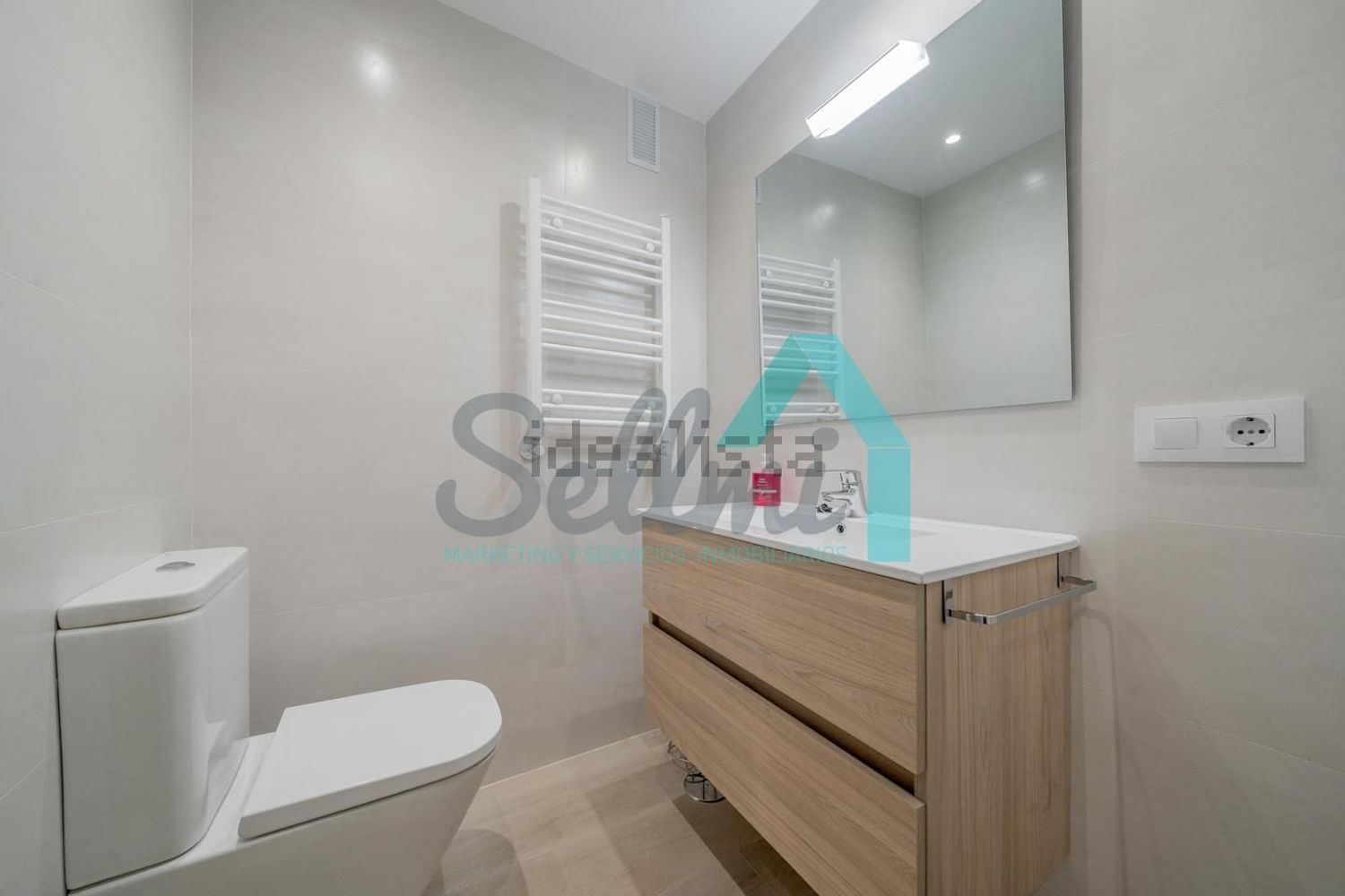Piso de 114 m² en Oviedo