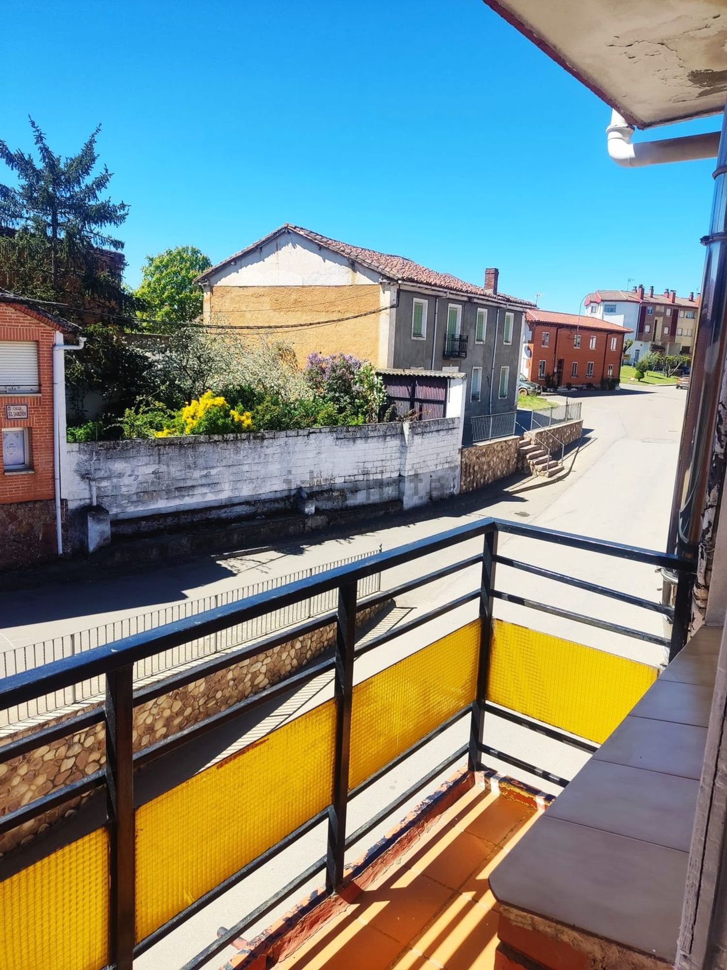 Pis de 95 m² a Almanza