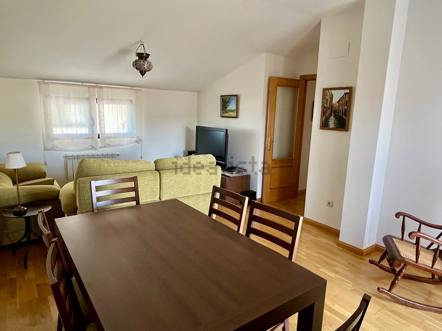 Piso de 80 m² en Las Navas del Marqués