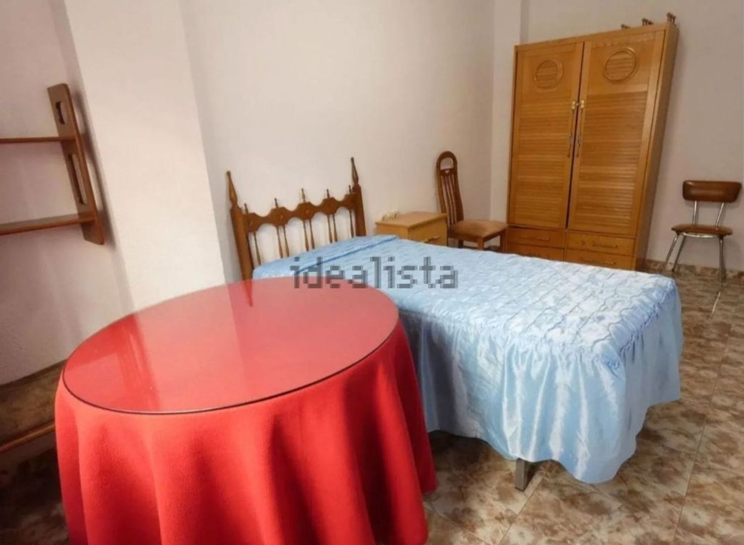 Piso de 90 m² en Granada