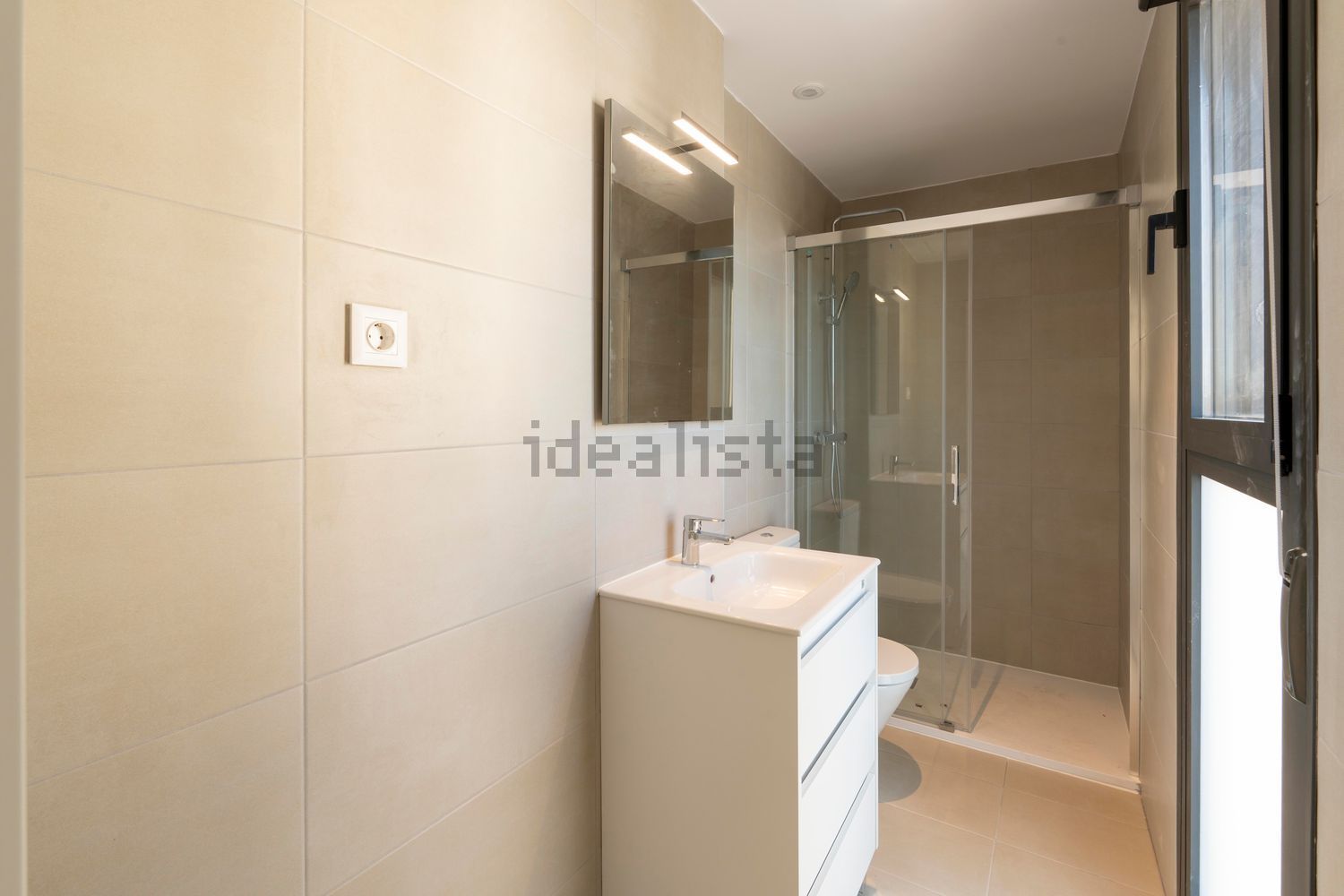 Wohnung 72 m² in Madrid