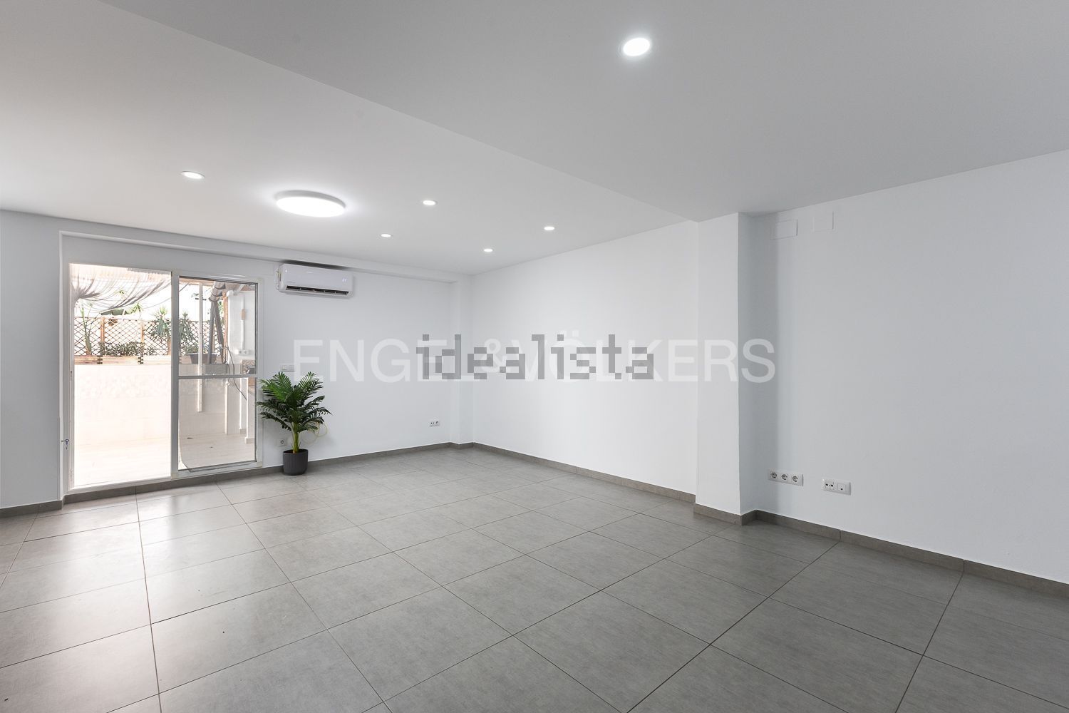 Pis de 77 m² a València