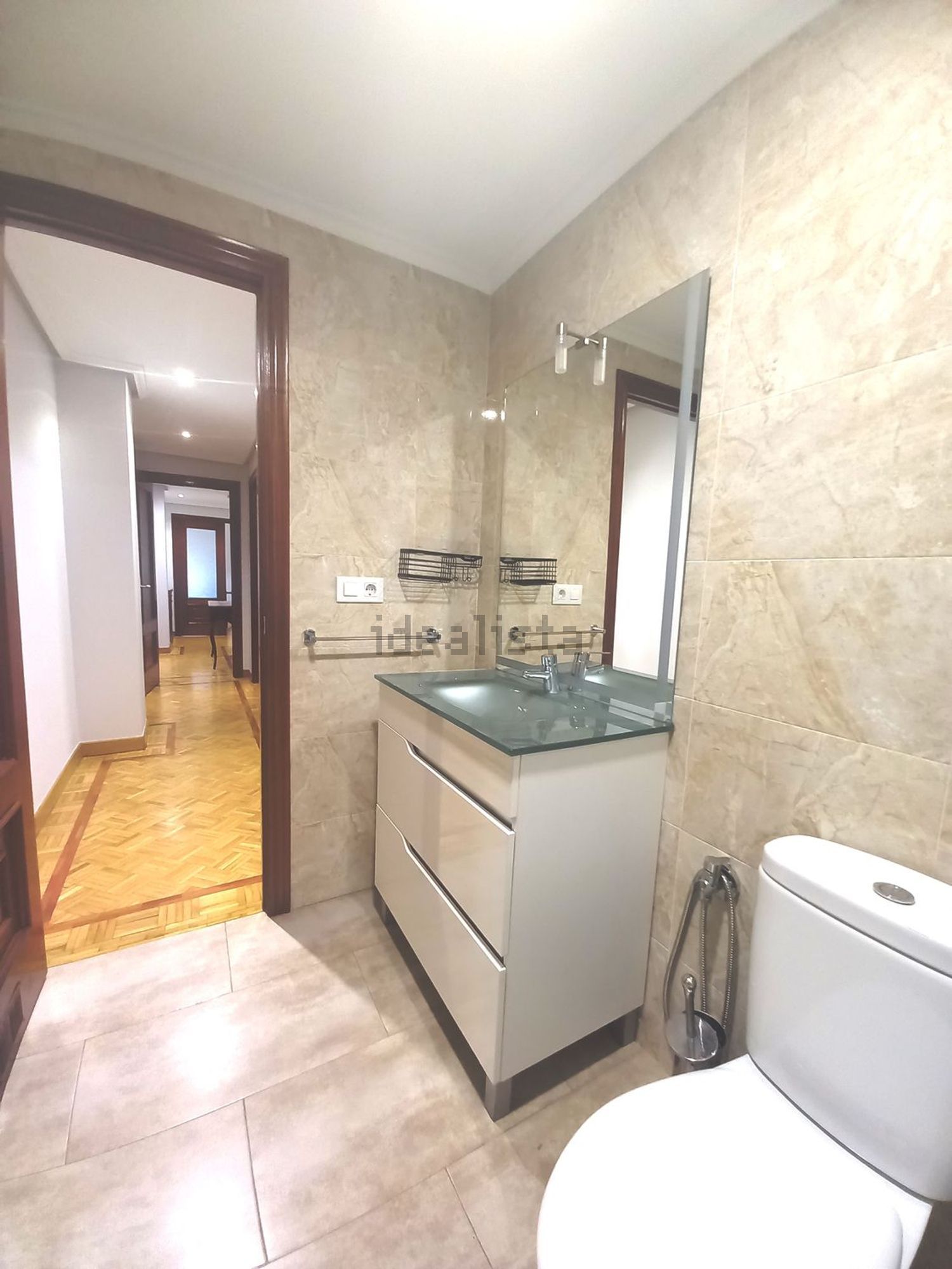 Piso de 100 m² en Castrillón