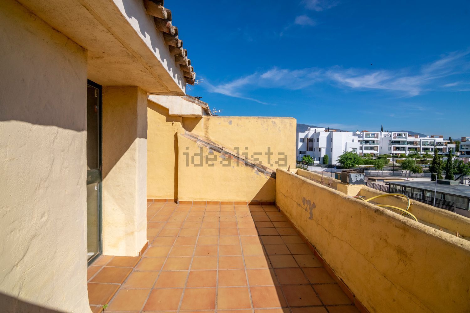 Casa de 250 m² en Estepona