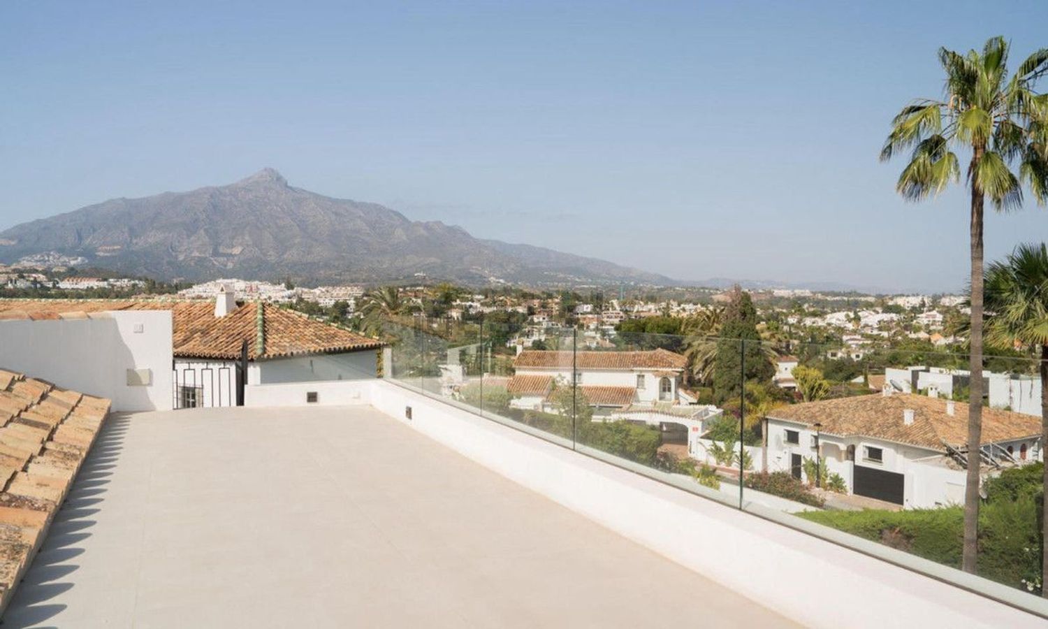 Haus 620 m² in Marbella