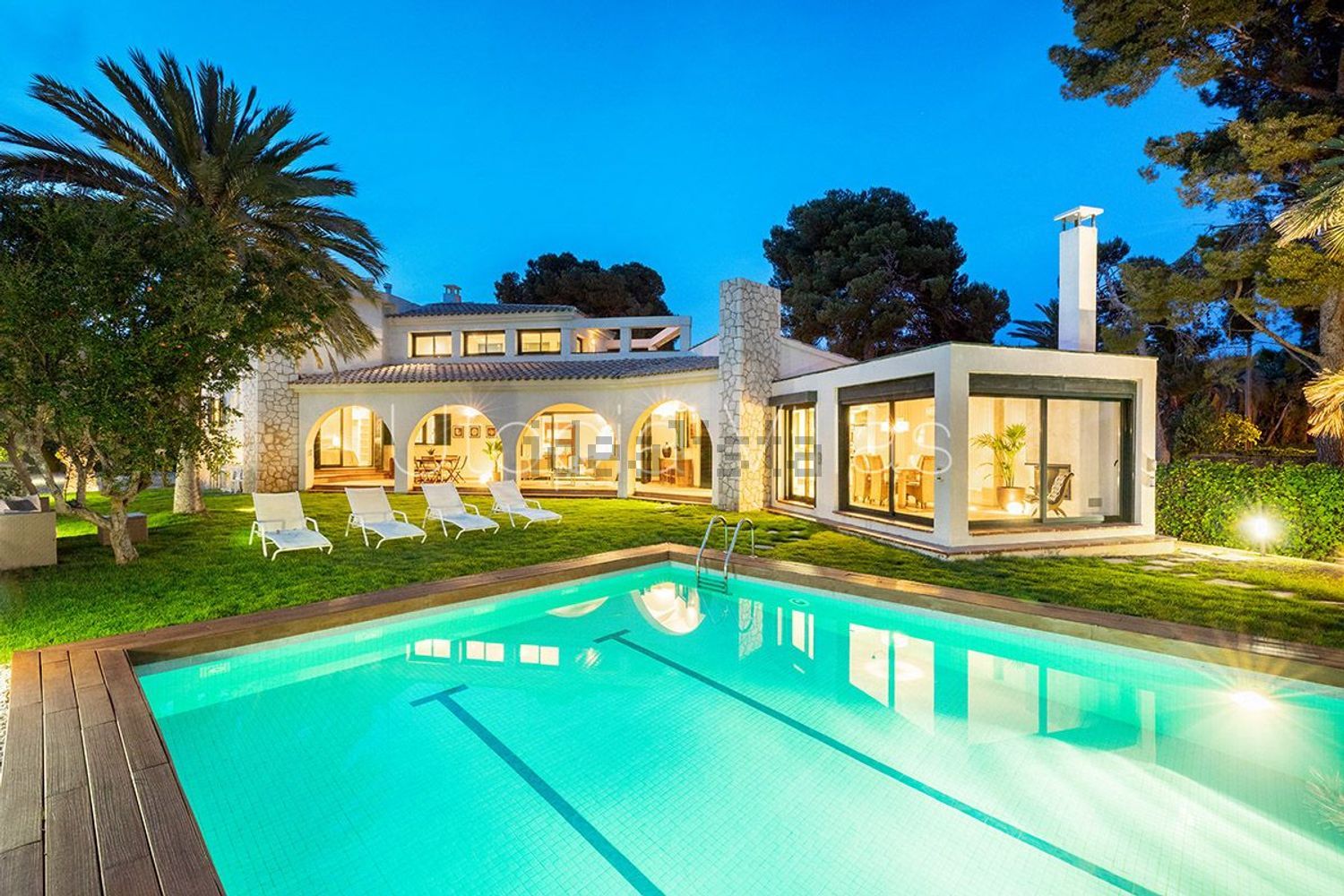 Maison 300 m² à Sitges