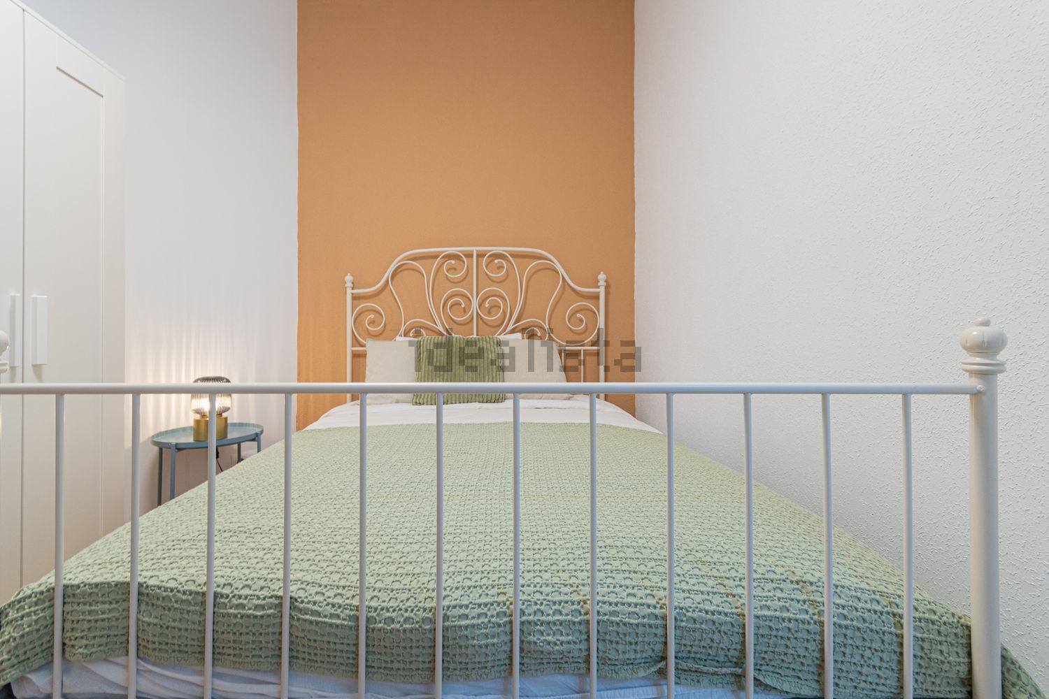 Room for rent, Madrid