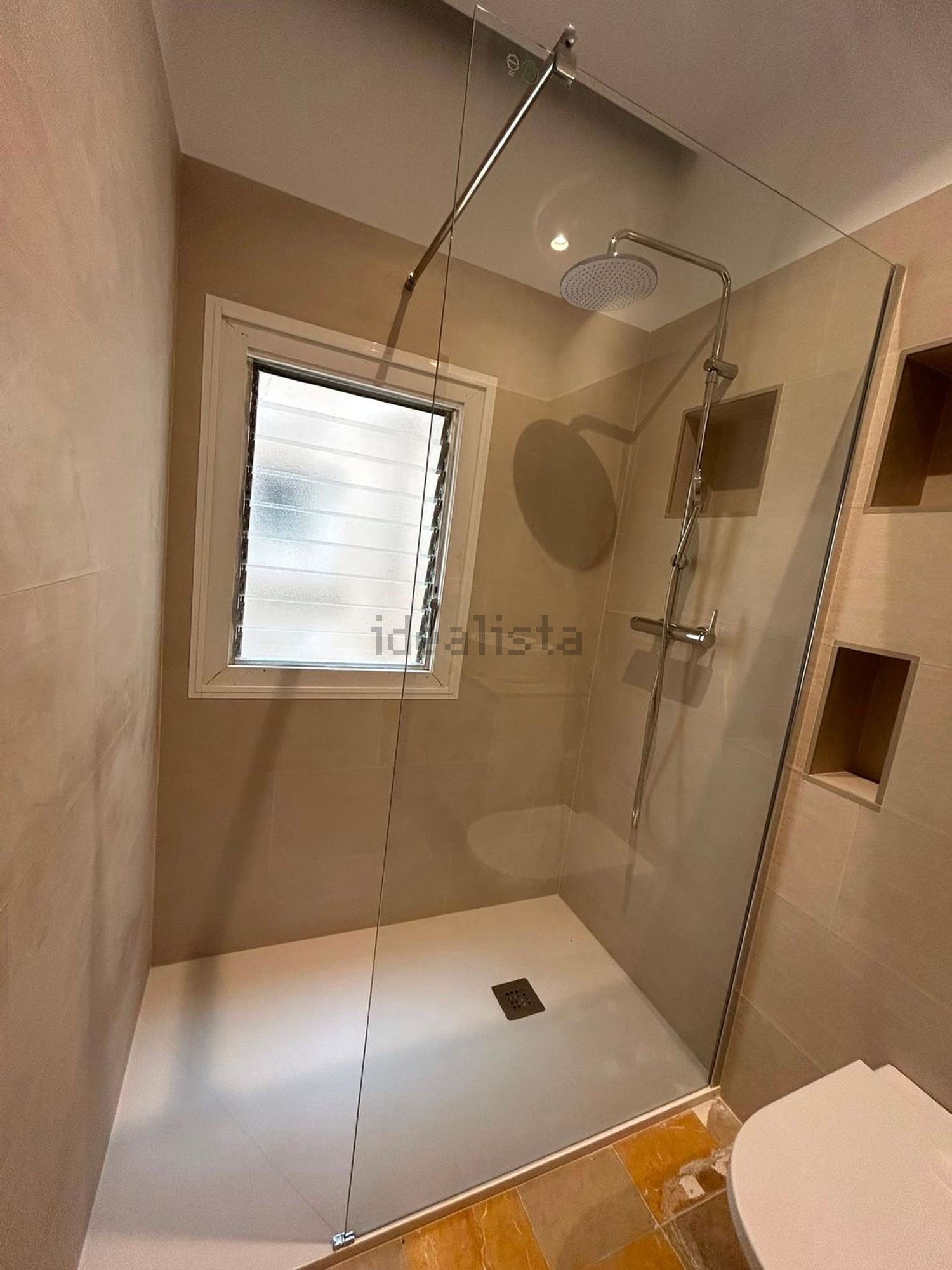 Room 130 m², Palma