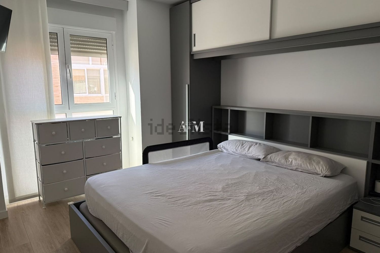 Квартира 100 м² в Los Montesinos