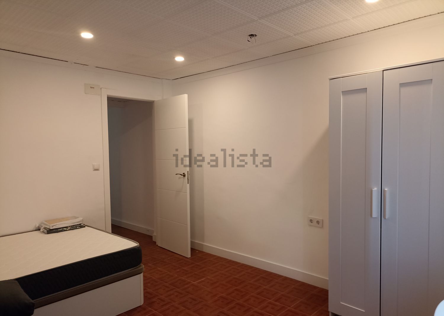Habitació de lloguer, Almàssera