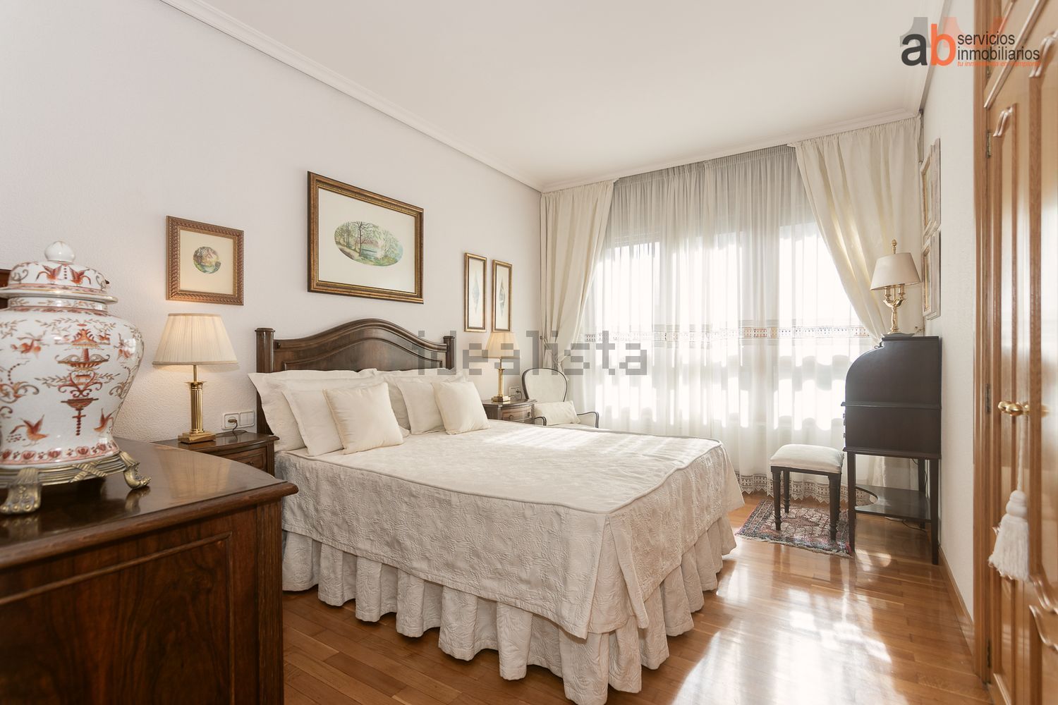 Pis de 130 m² a Pamplona