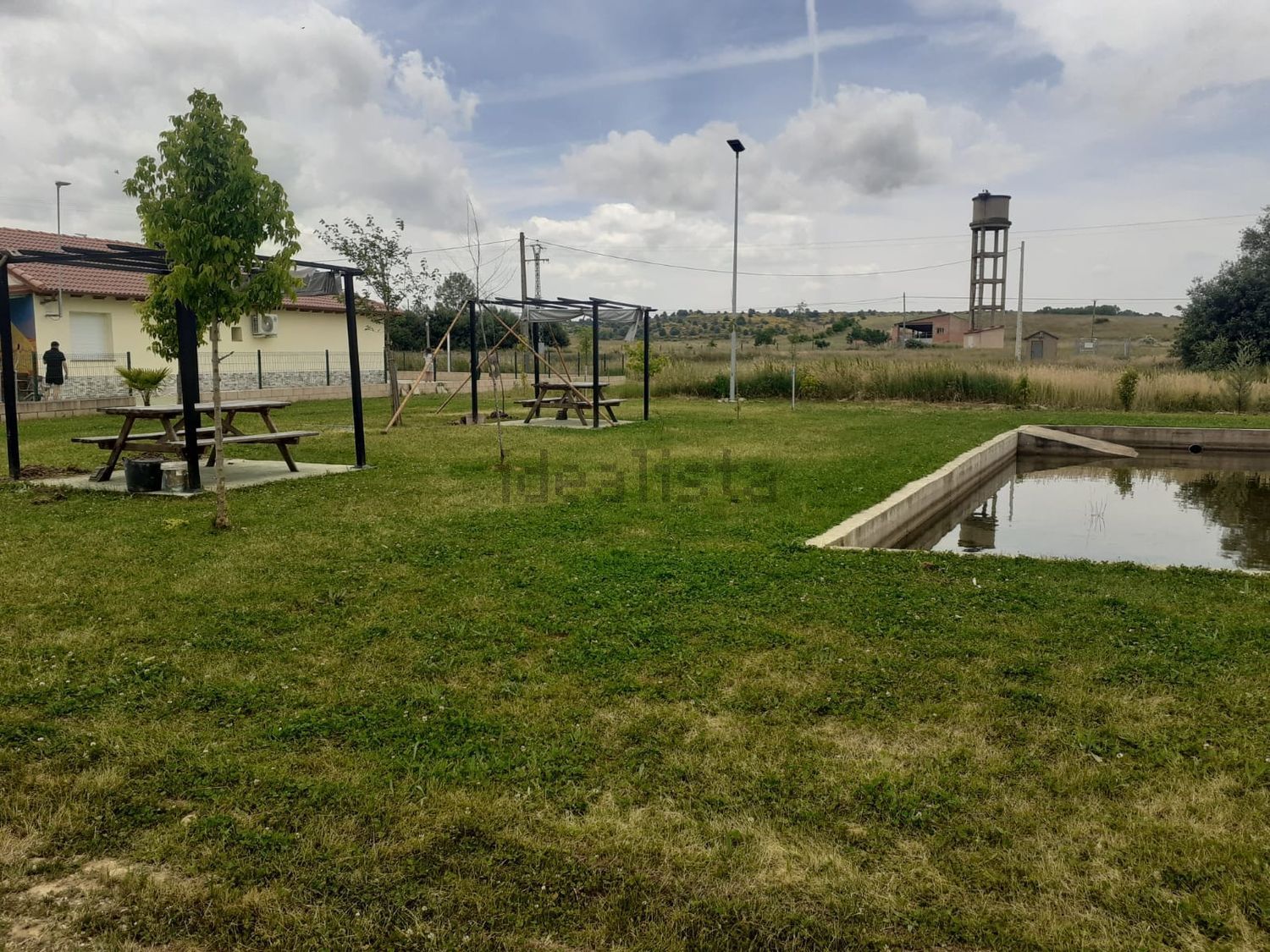 Casa de 150 m² en Benavides