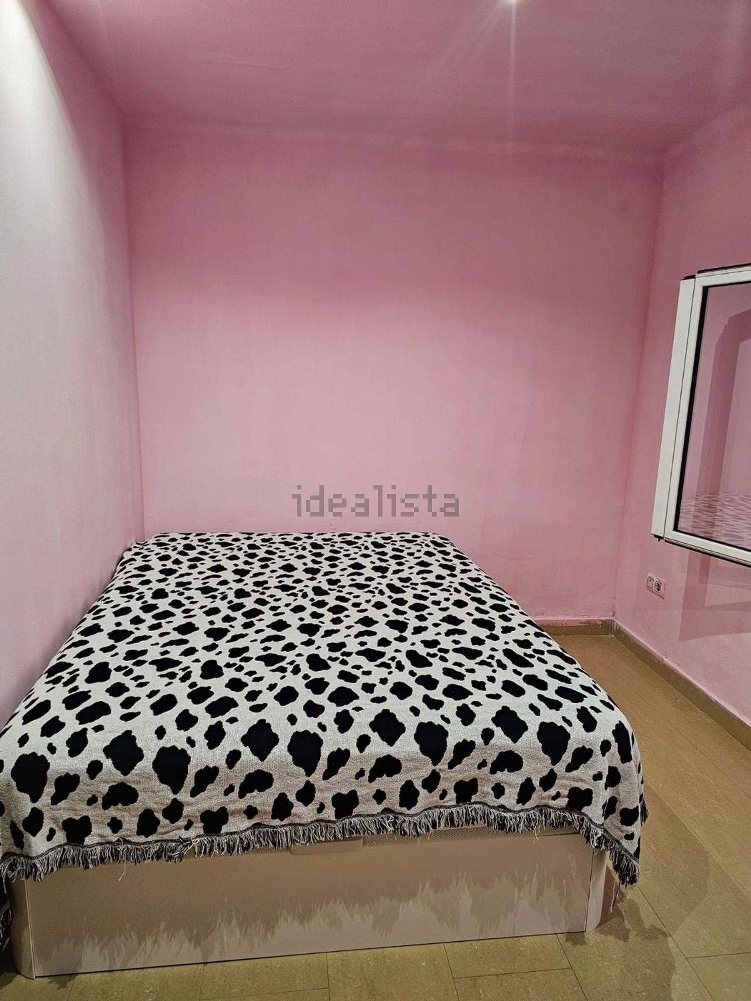 Chambre à louer, Figuières