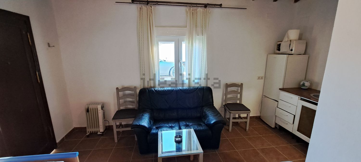 Casa de 20 m² a Carmona