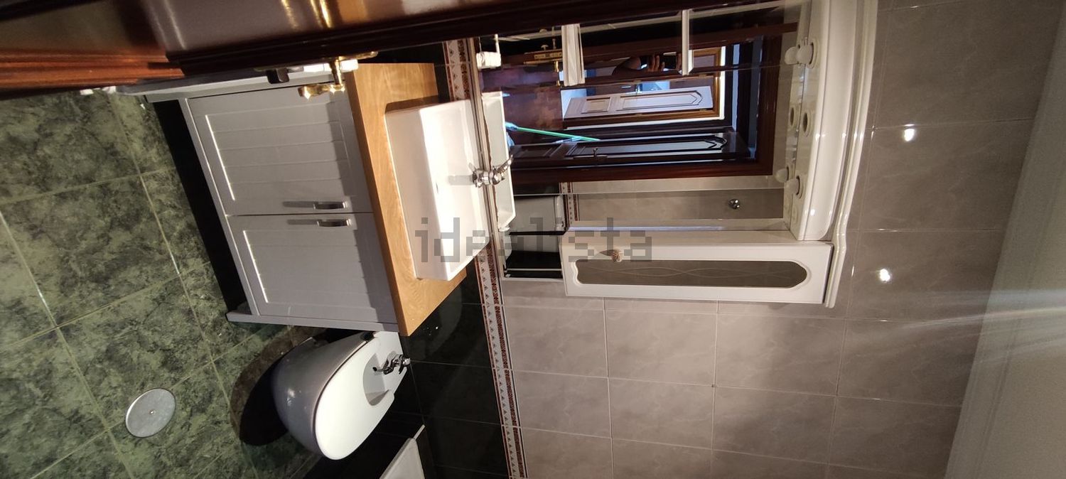 Piso de 63 m² en Ourense
