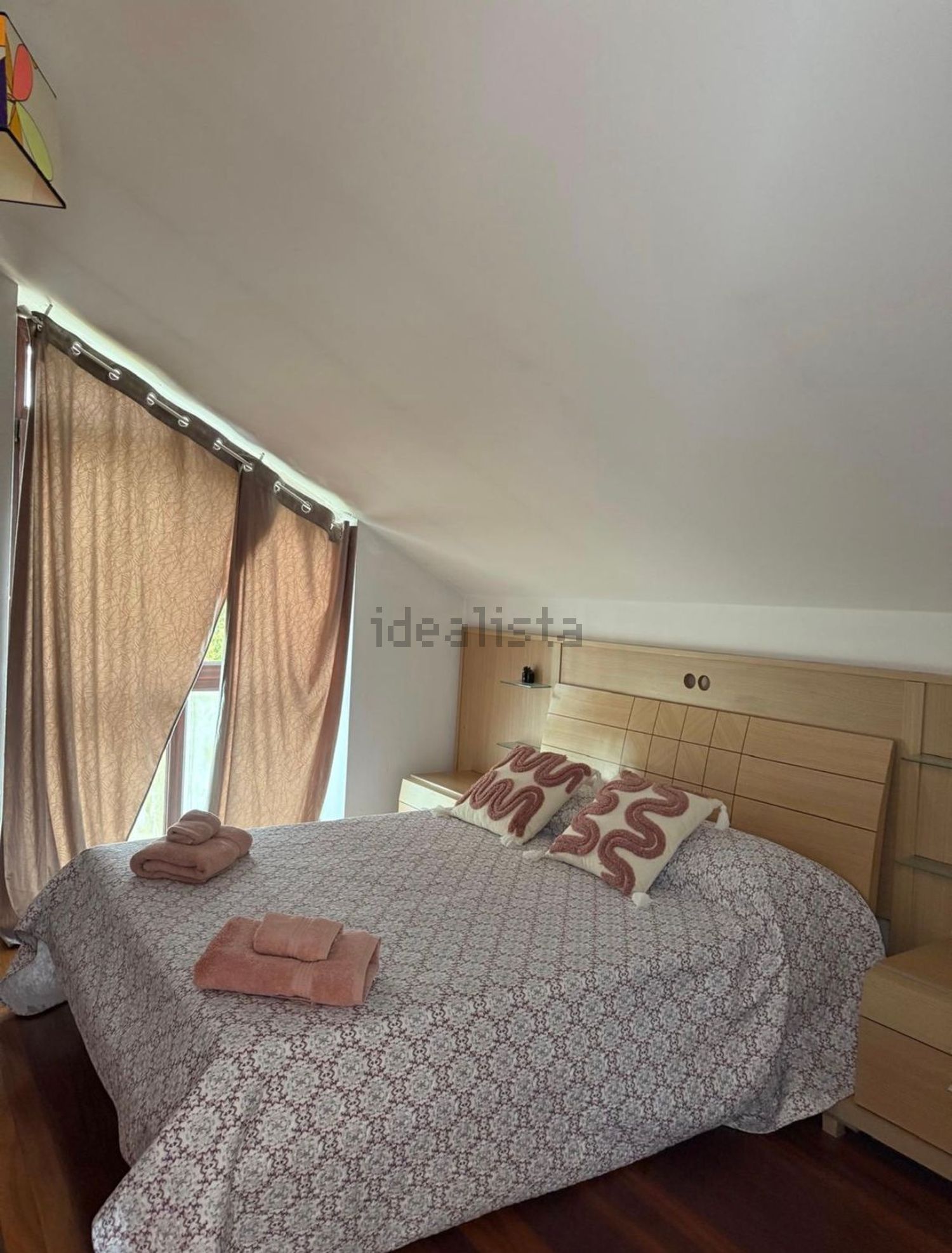 Casa de 300 m² en Brión
