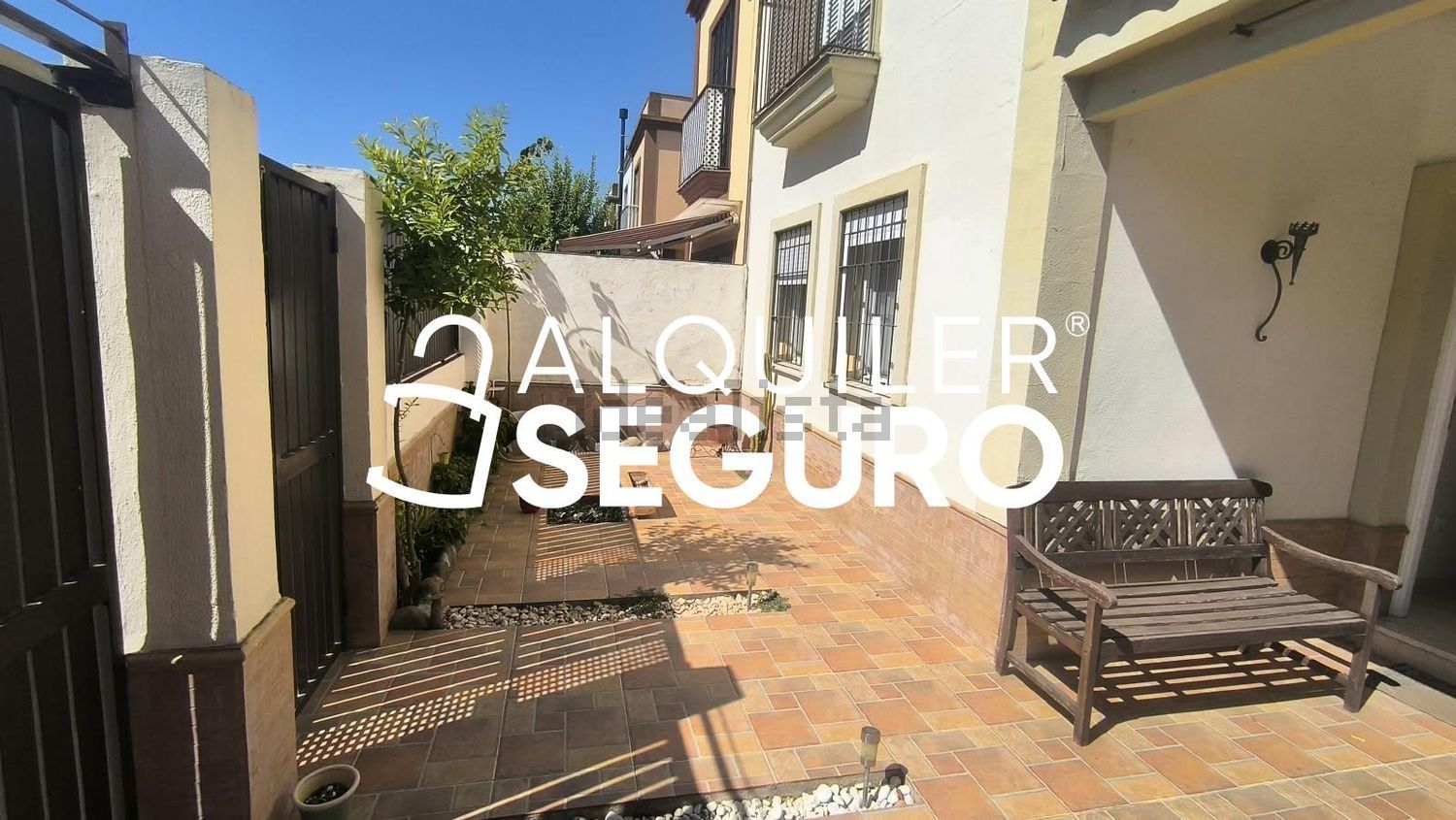 Casa de 136 m² en Palomares del Río