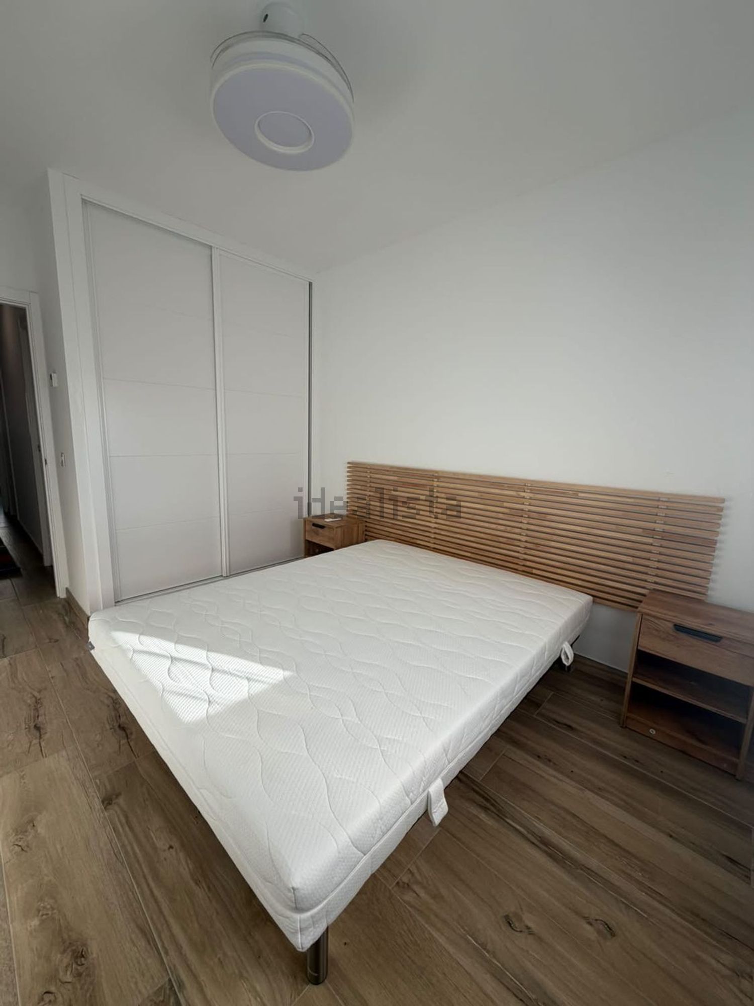 Zimmer zur Miete, Argés