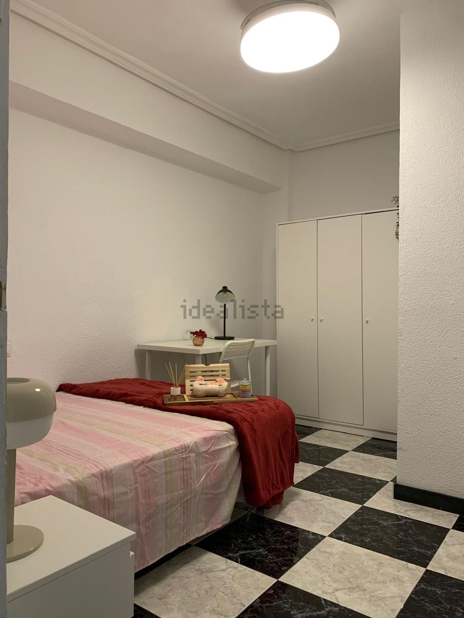 Habitació de lloguer, Elx