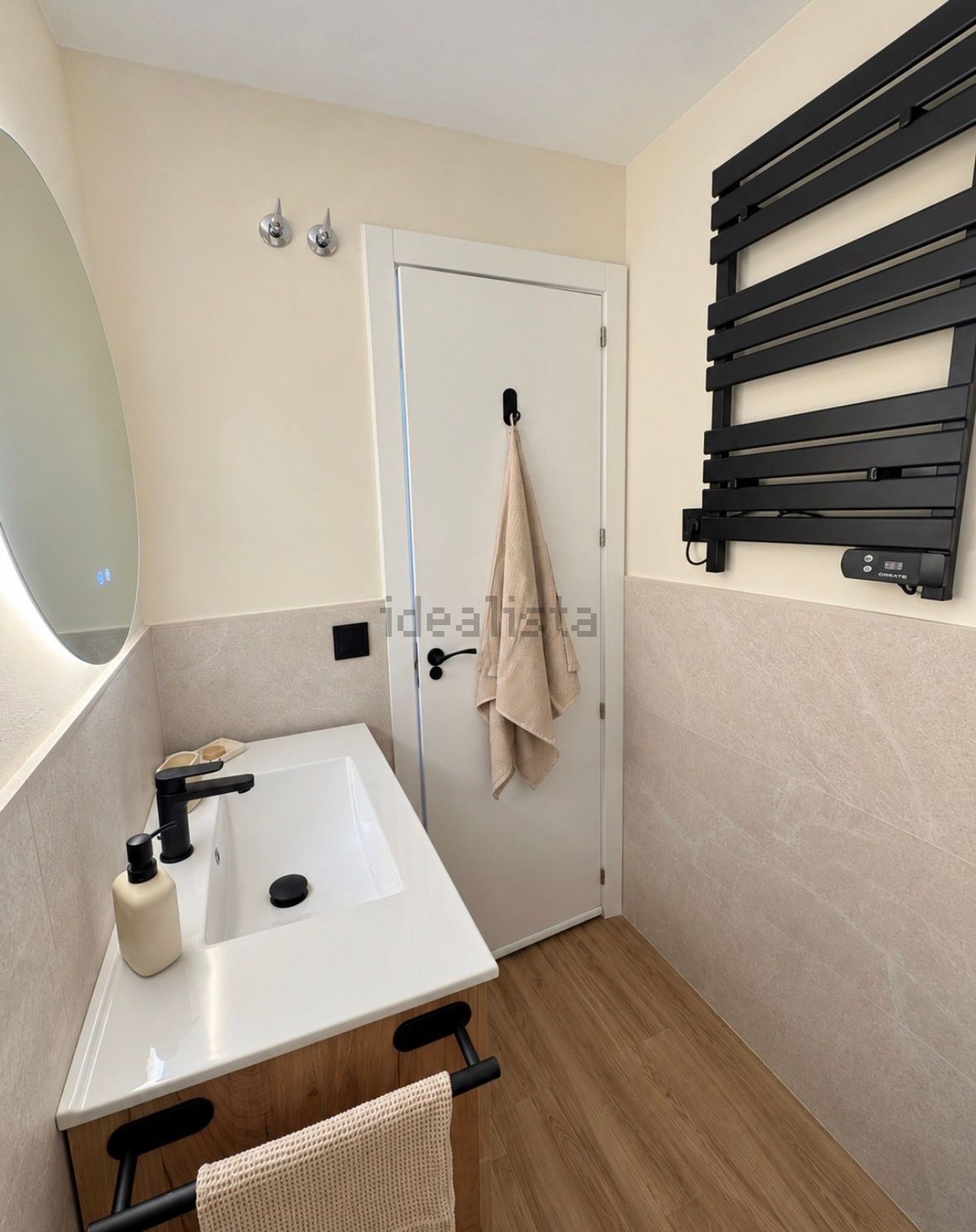 Flat 100 m² in Madrid
