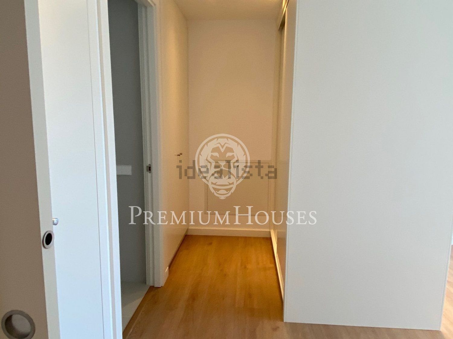 Wohnung 214 m² in Gavà