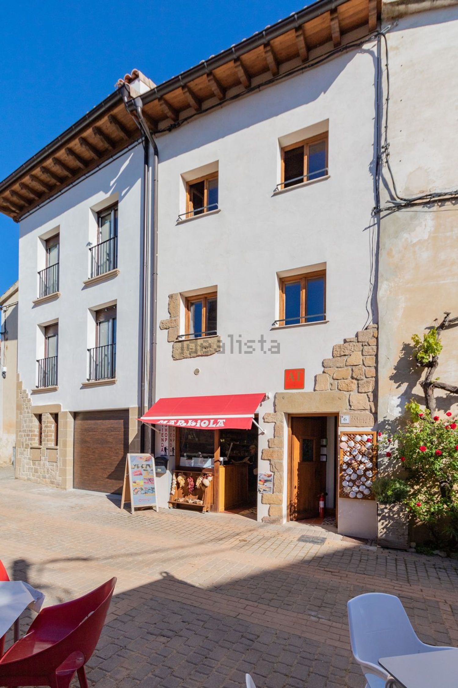 Flat 90 m² in Villamayor de Monjardín