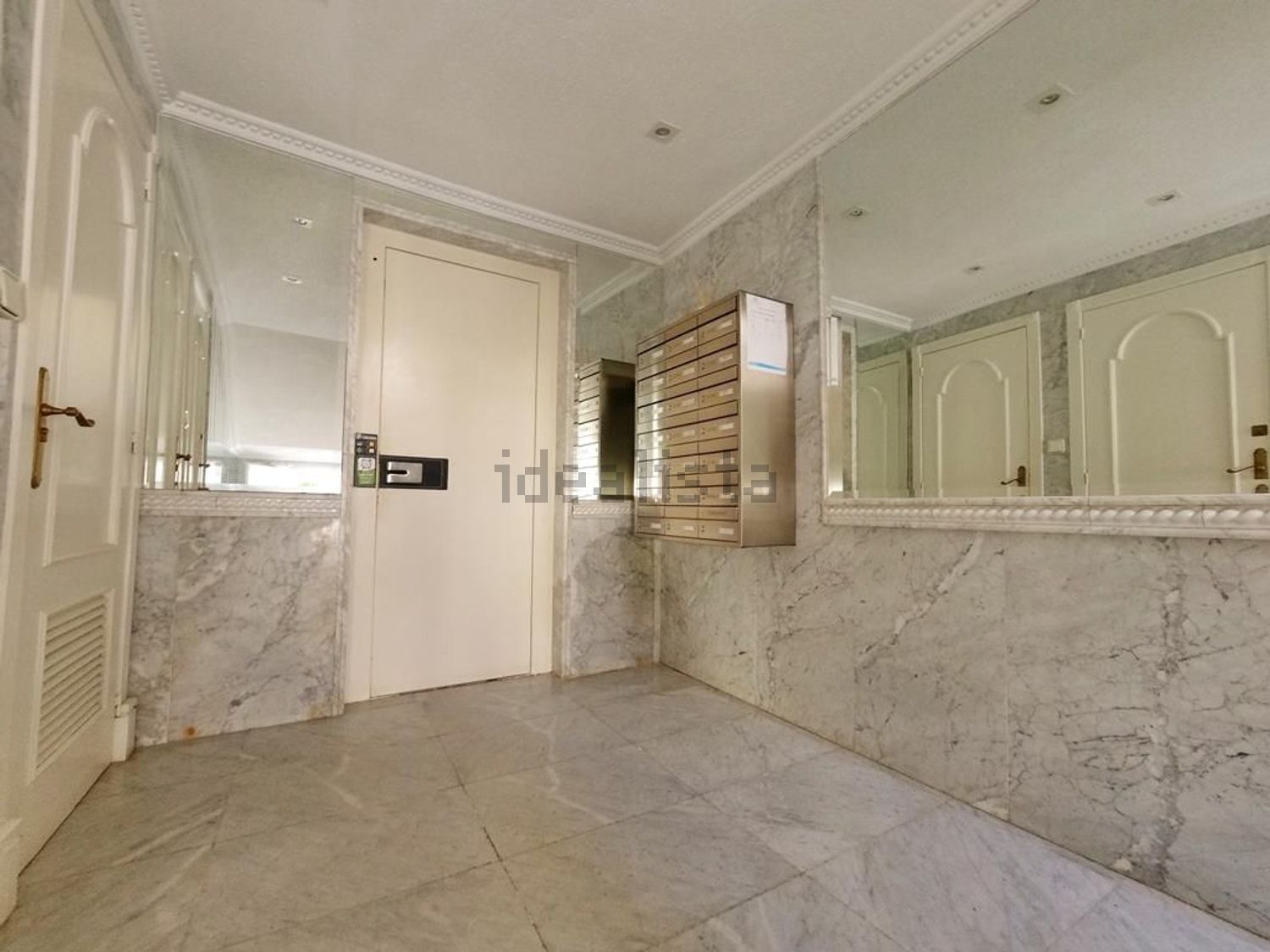 Piso de 60 m² en Santa Pola