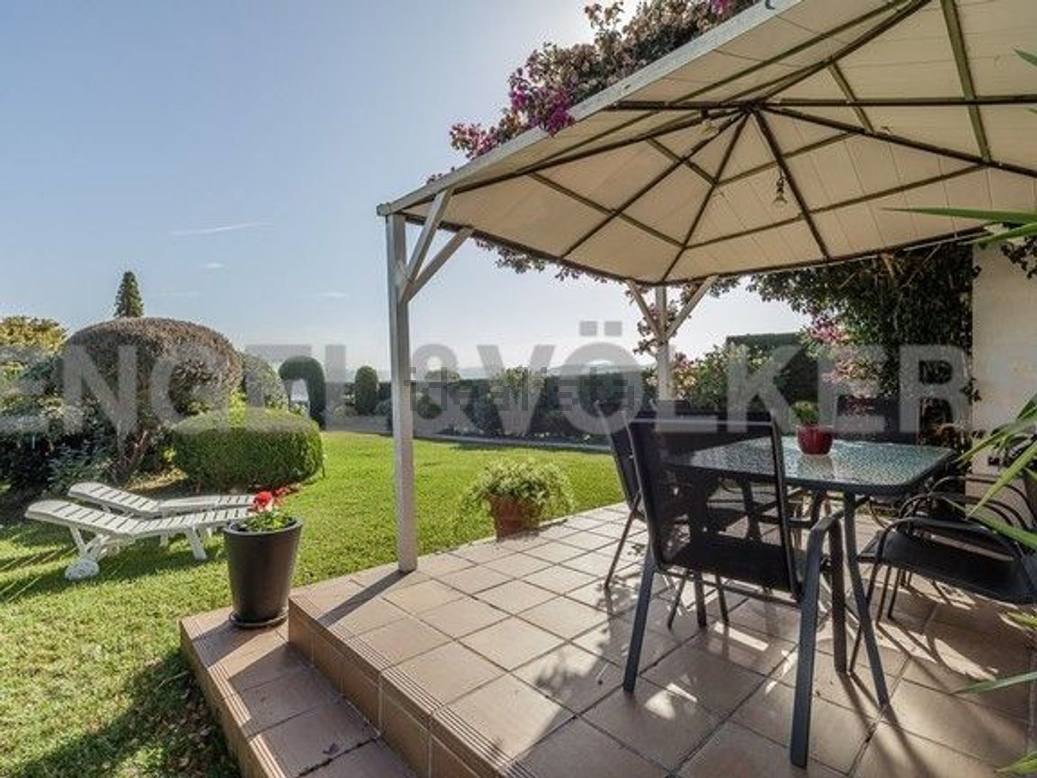 House 300 m² in Baiona