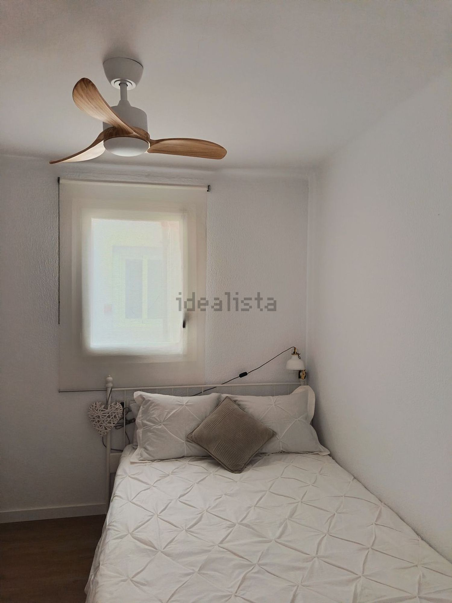 Room for rent, Mataró
