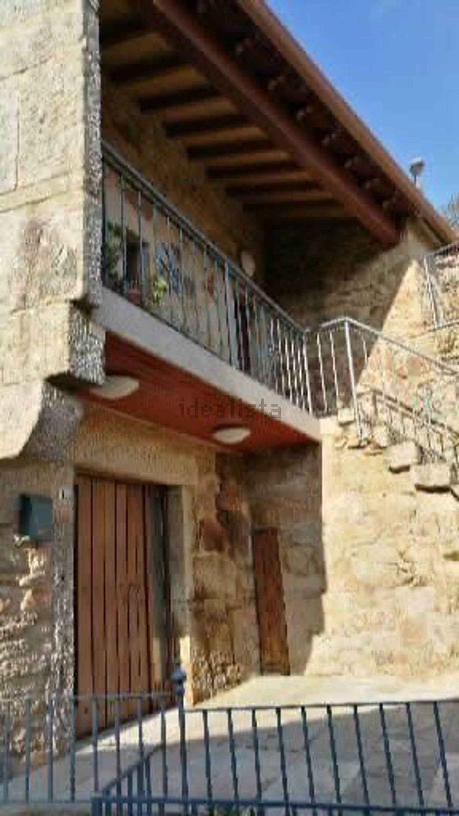 House 150 m² in Cerdedo Cotobade
