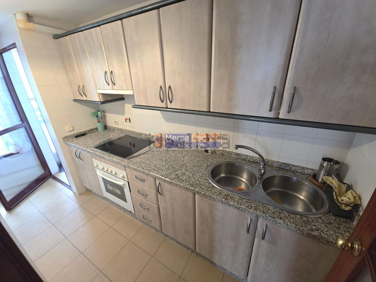 Appartamento 100 m² a Cáceres