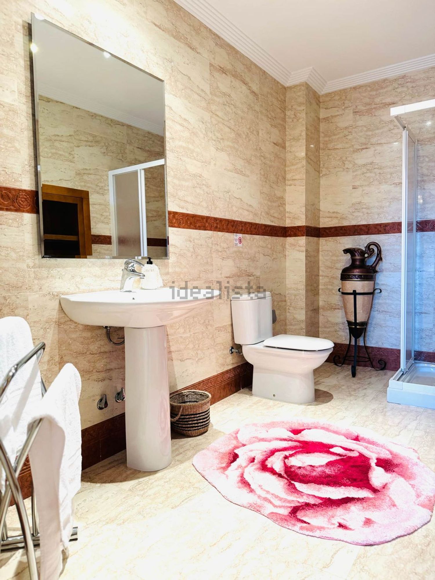 Casa de 450 m² en Salar