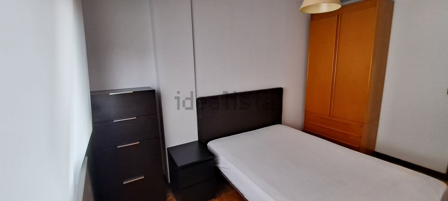 Piso de 40 m² en Oviedo