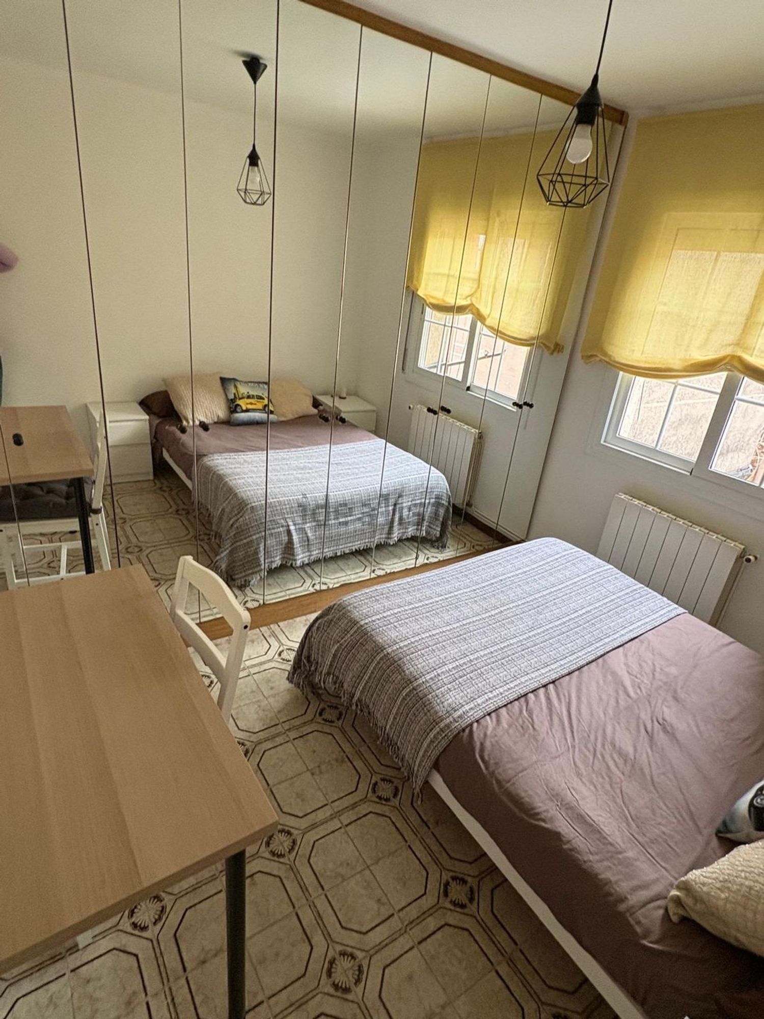 Habitación 55 m², Gerona