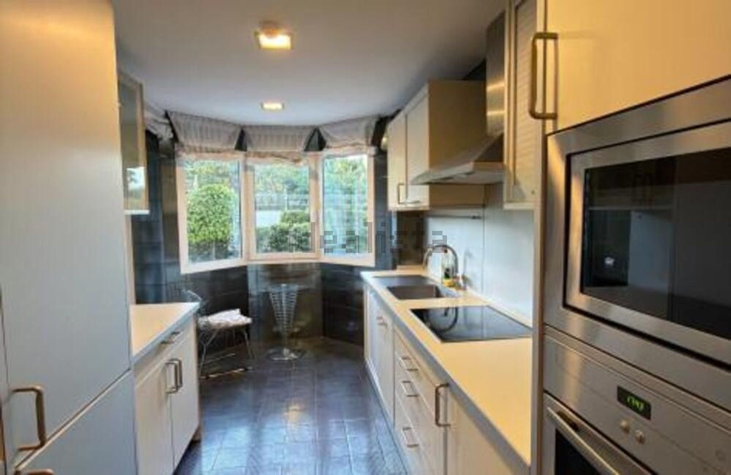 Wohnung 300 m² in Marbella