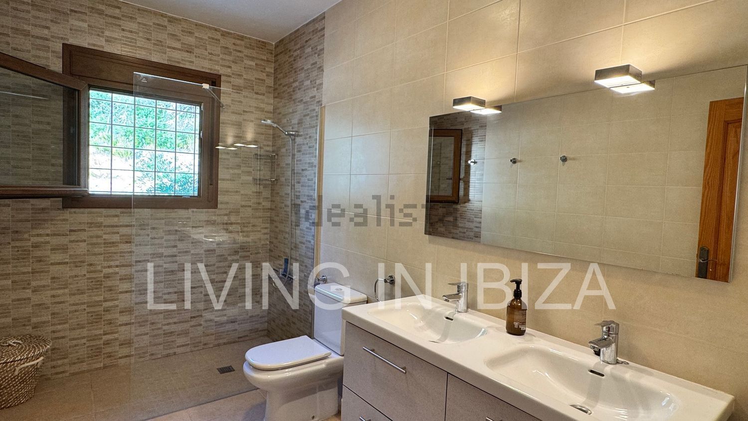 Casa de 305 m² en Santa Eulària des Riu