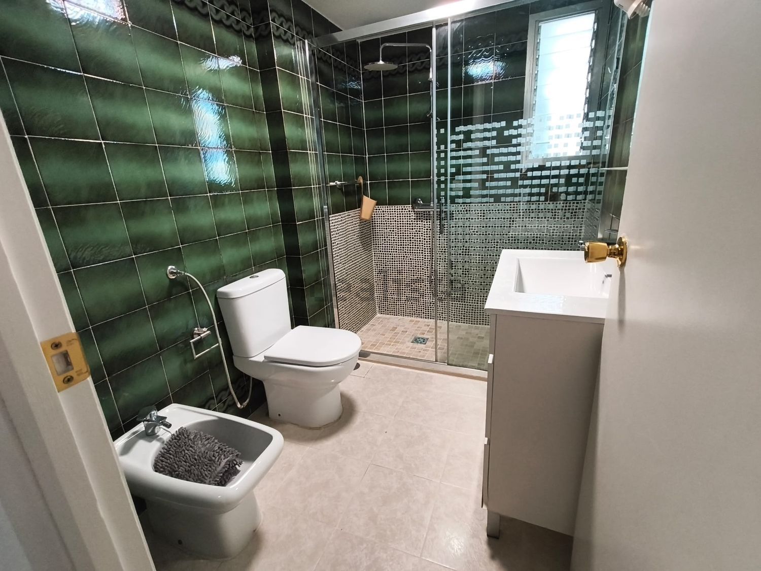 Habitació de lloguer, Burjassot