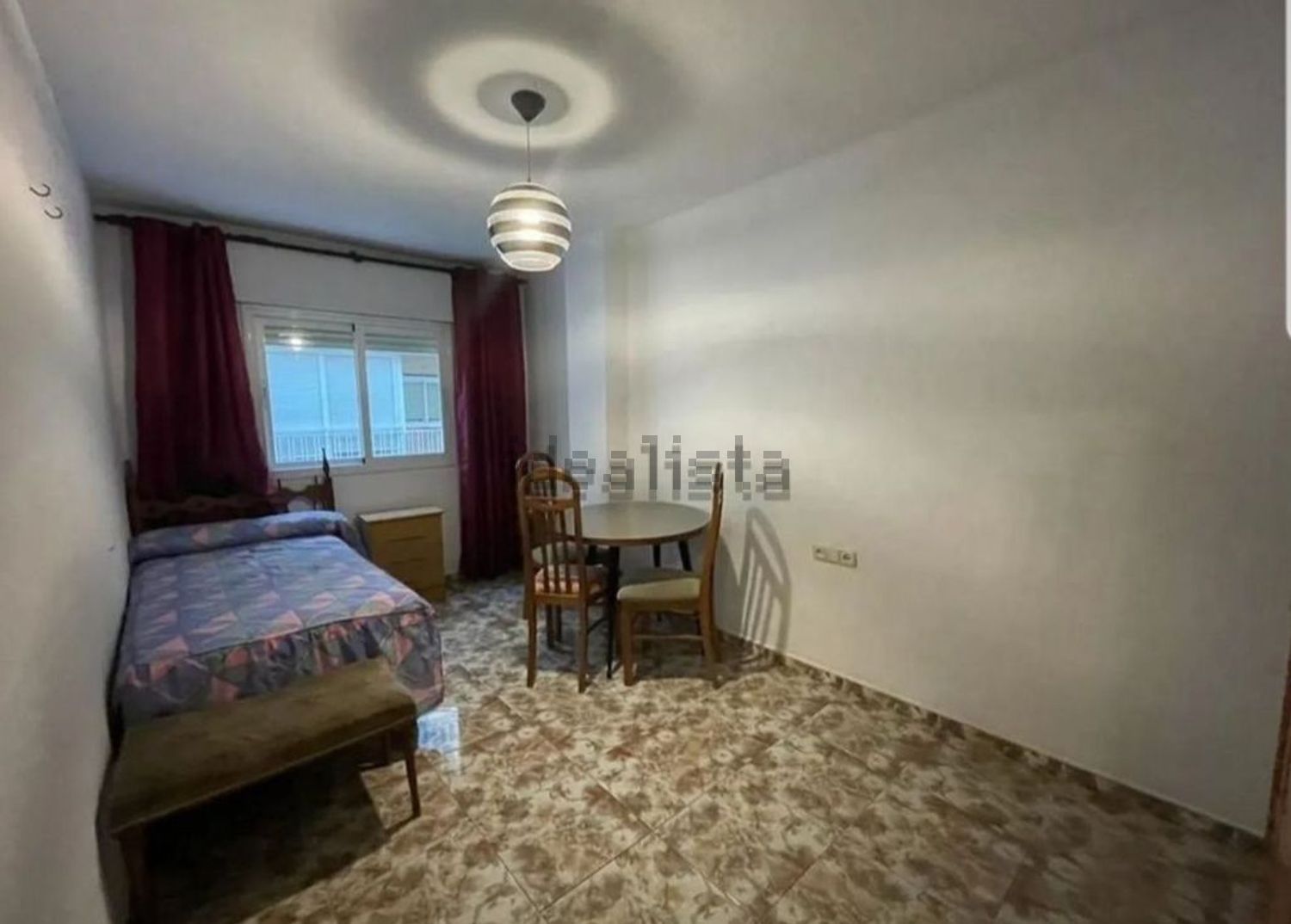 Piso de 90 m² en Granada