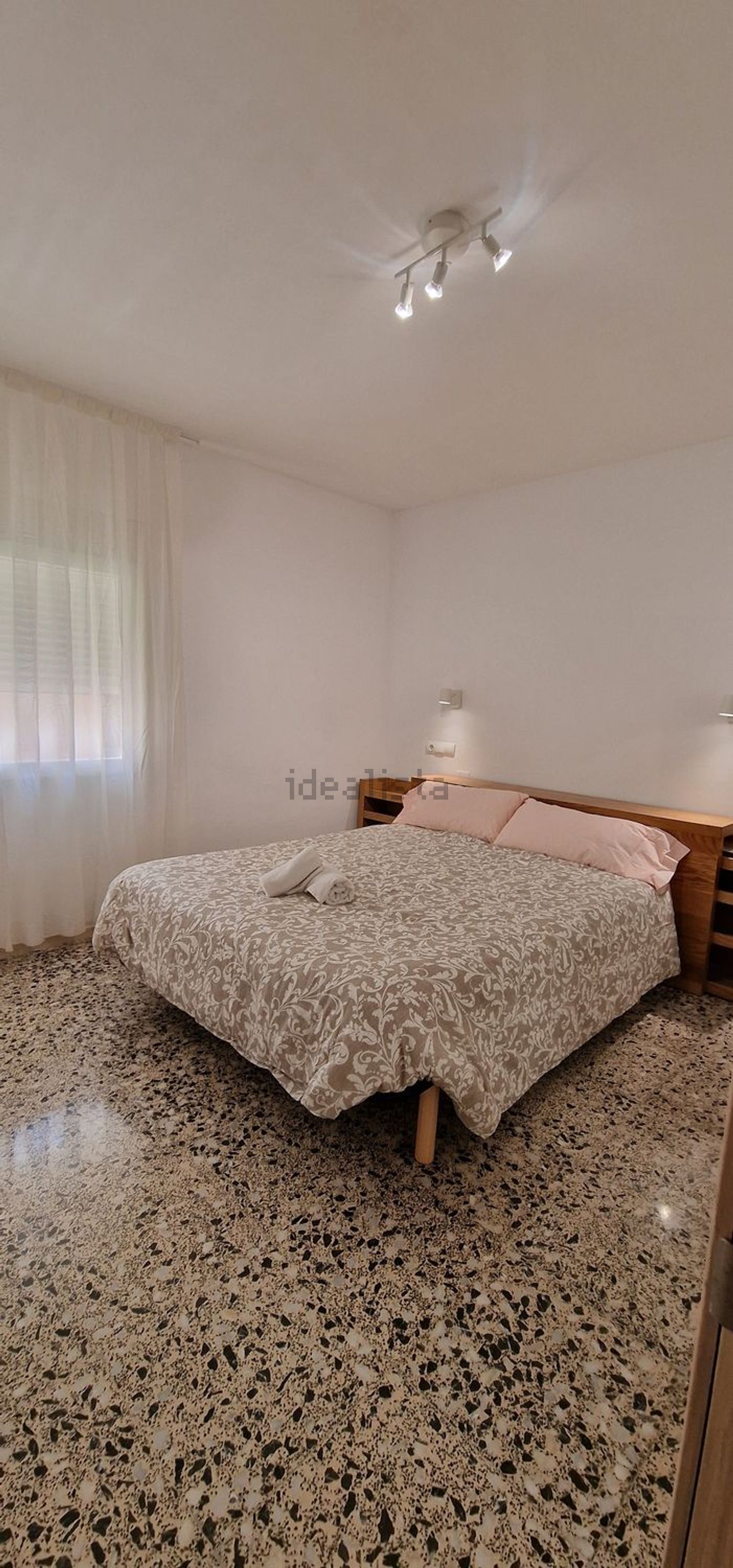 Habitació de lloguer, Eivissa