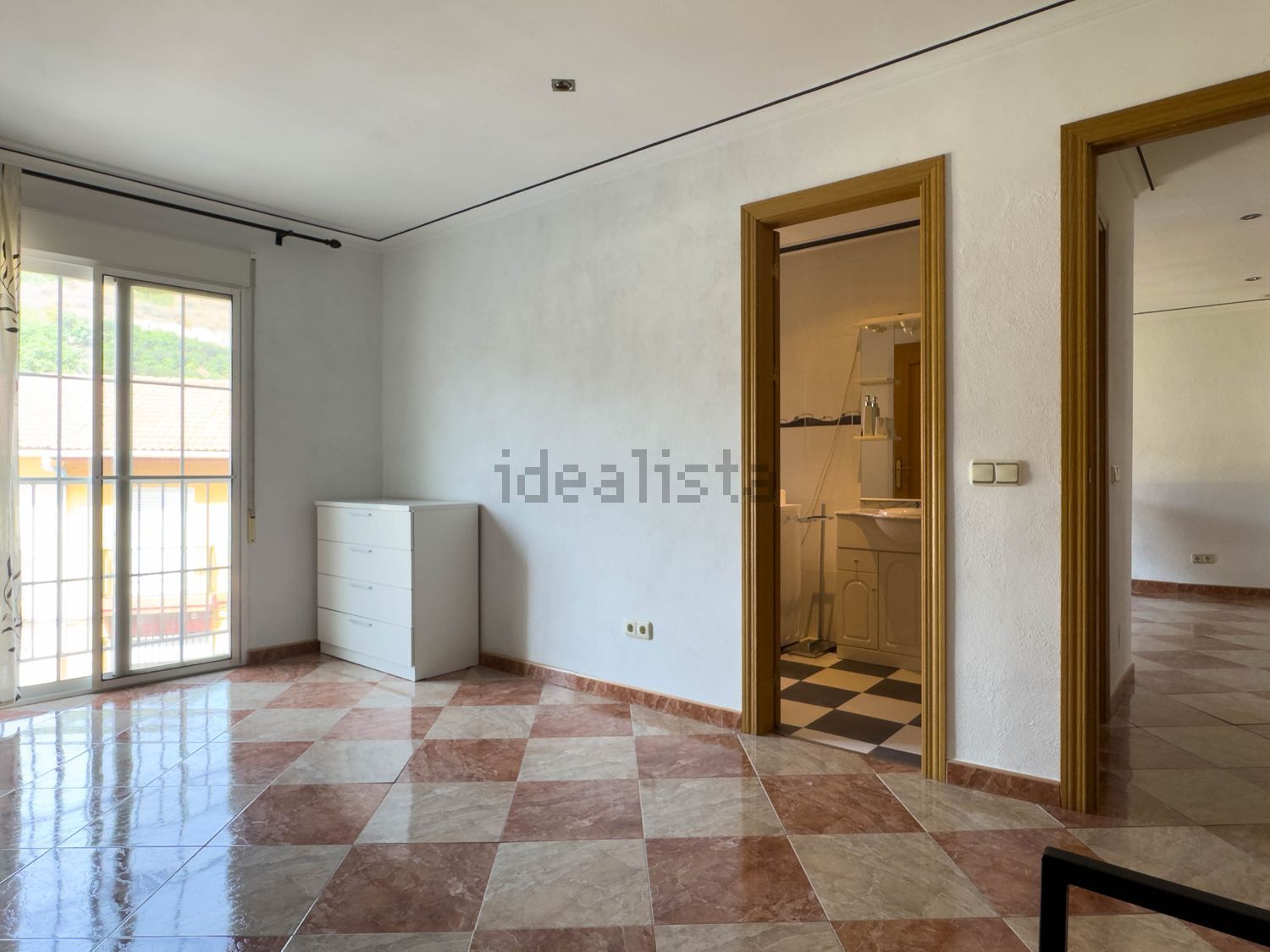 Haus 288 m² in Ítrabo