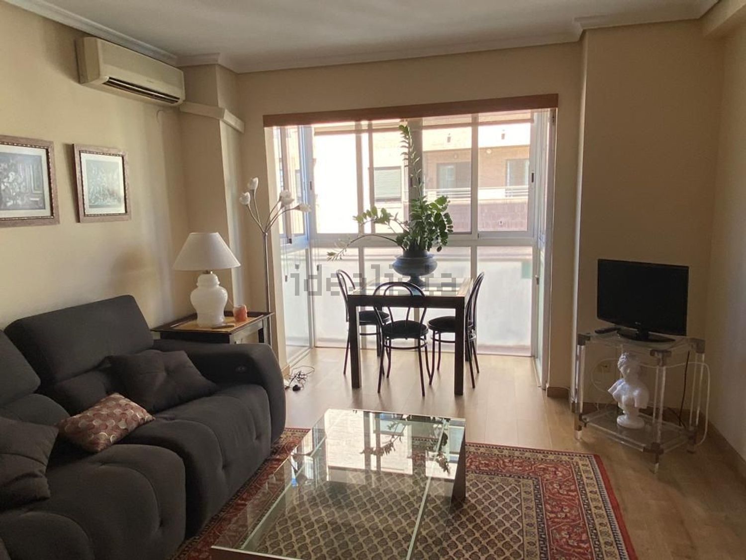 Pis de 75 m² a València