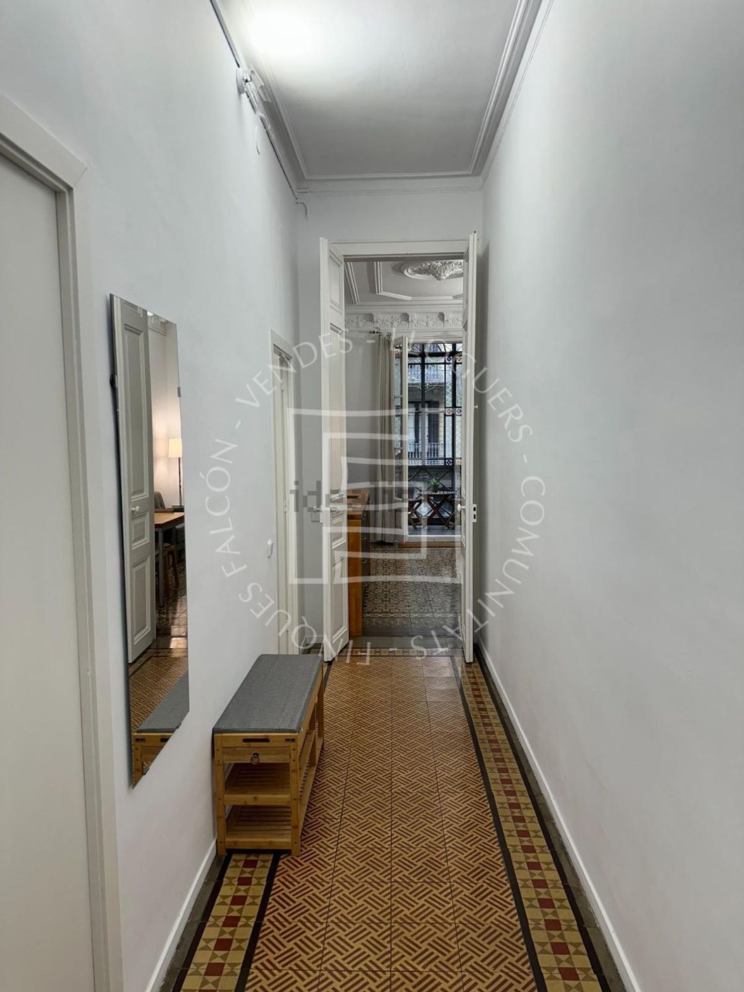 Квартира 60 м² в Барселоне