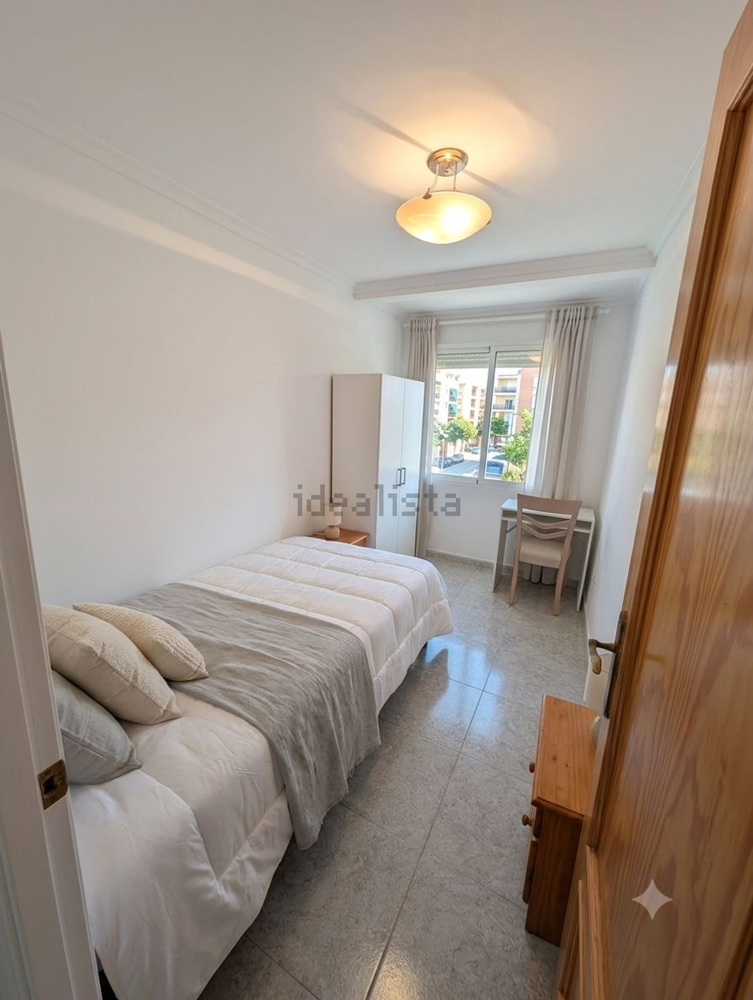 Habitació de lloguer, Asp