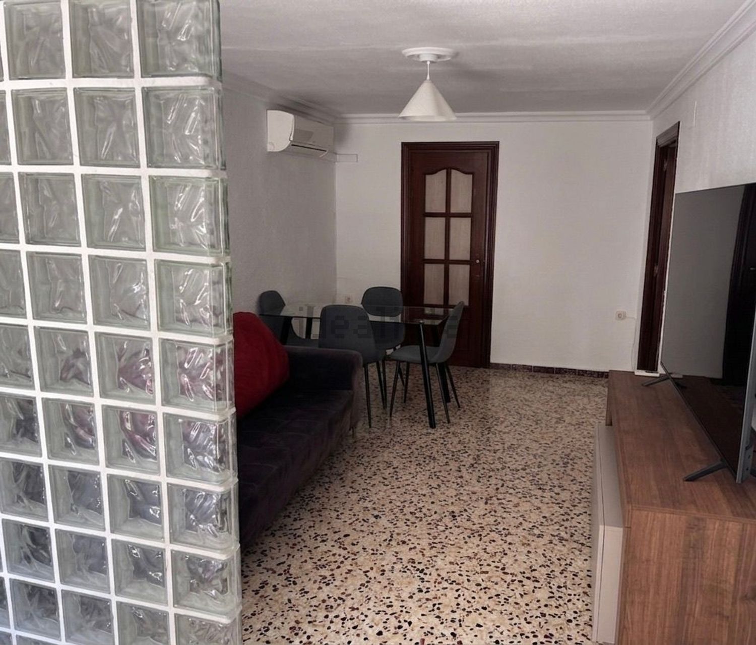Habitació de lloguer, San Juan de Aznalfarache