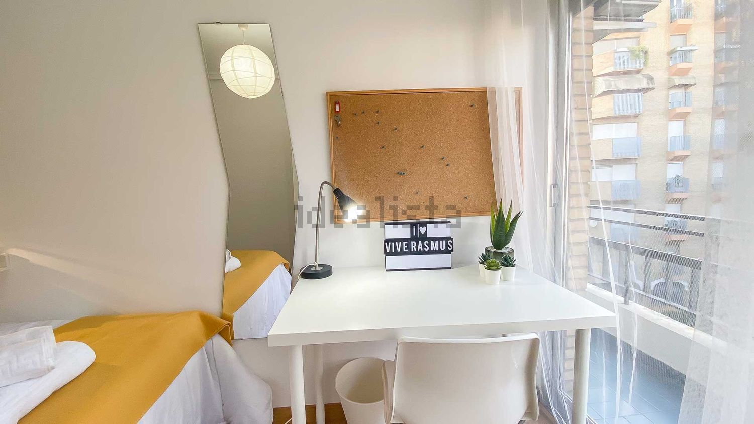 Room for rent, Seville