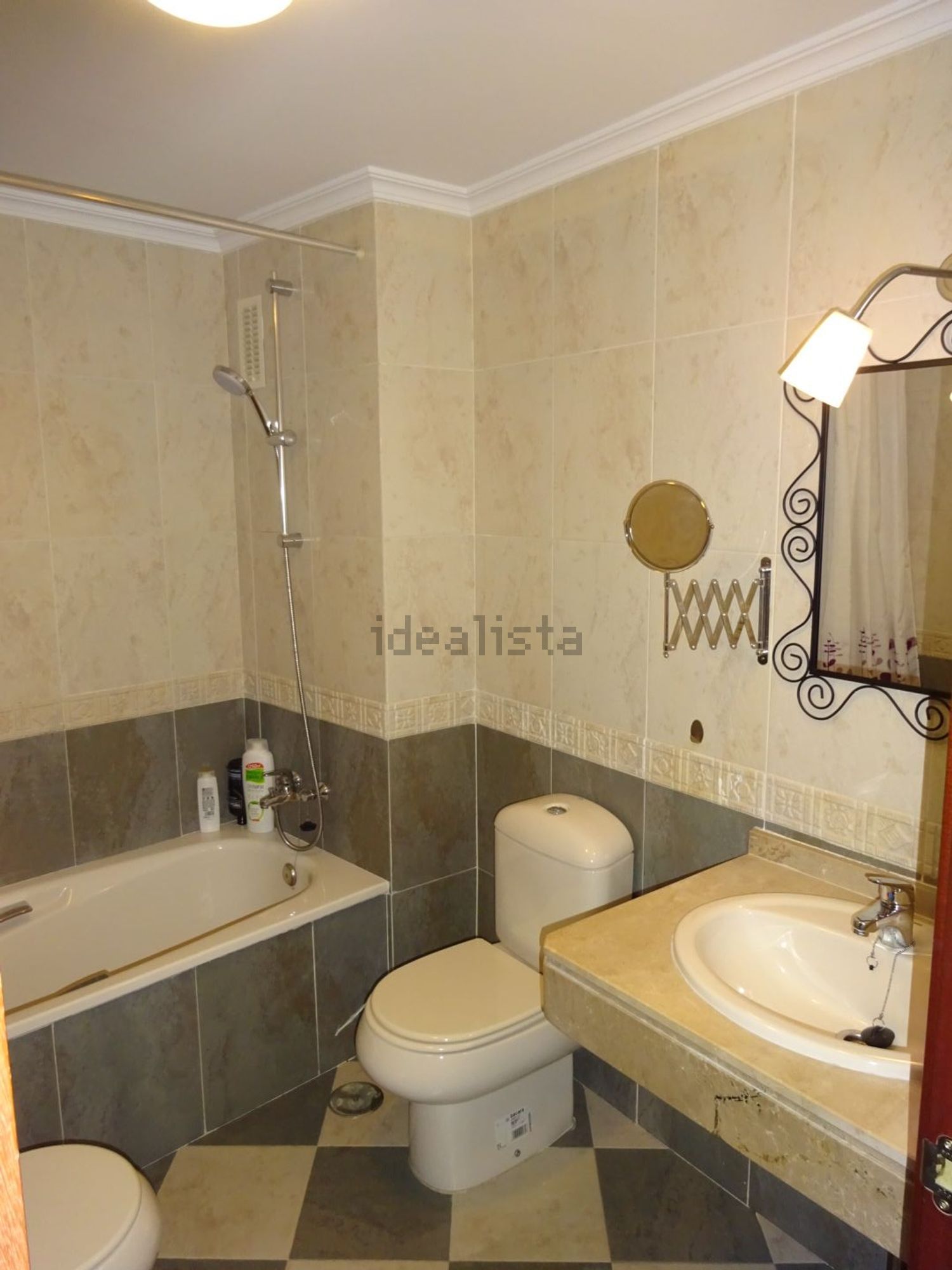 Piso de 90 m² en Sevilla