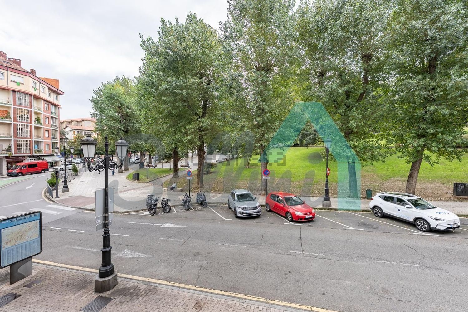 Flat 82 m² in Oviedo