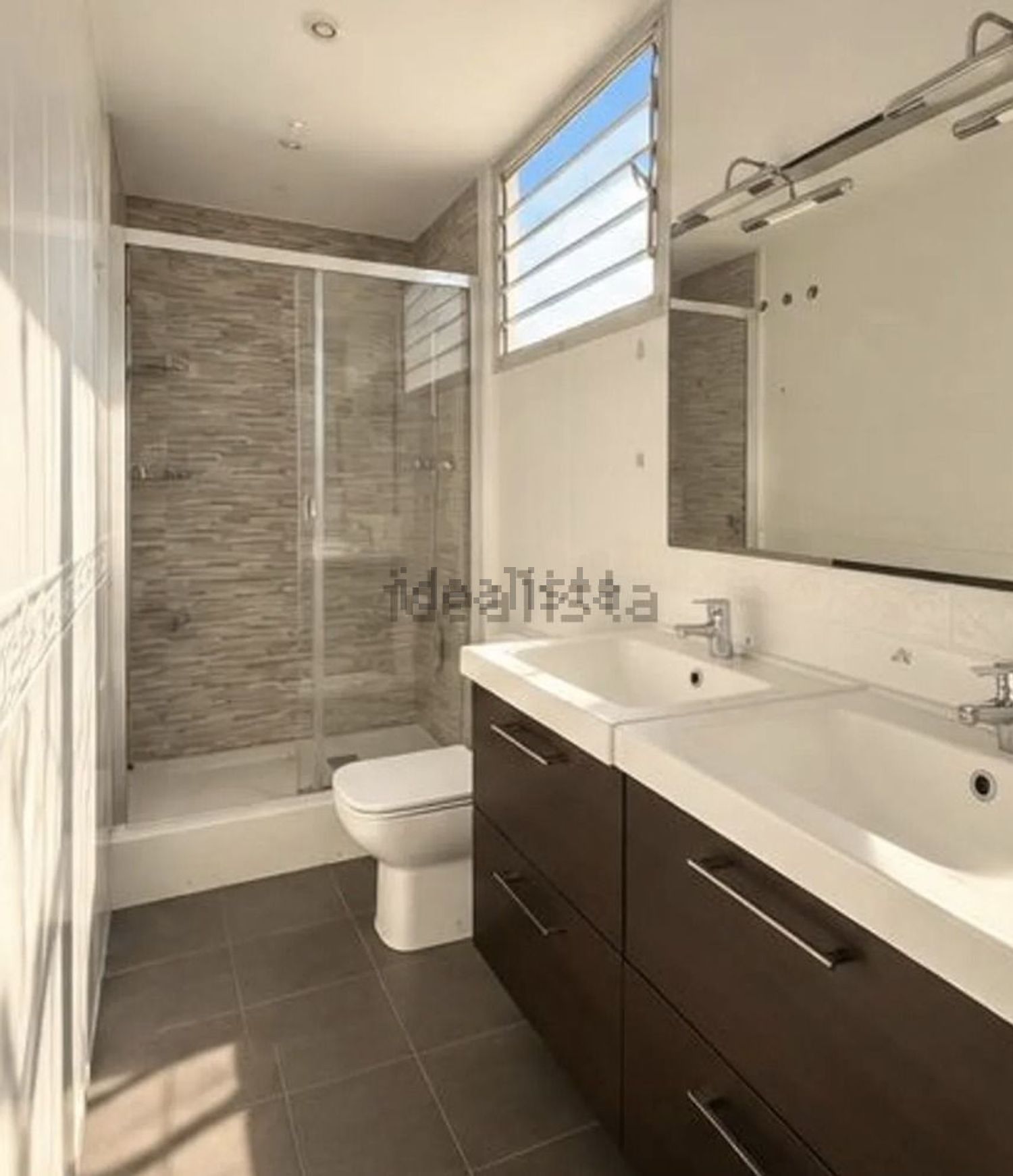 Pis de 84 m² a València