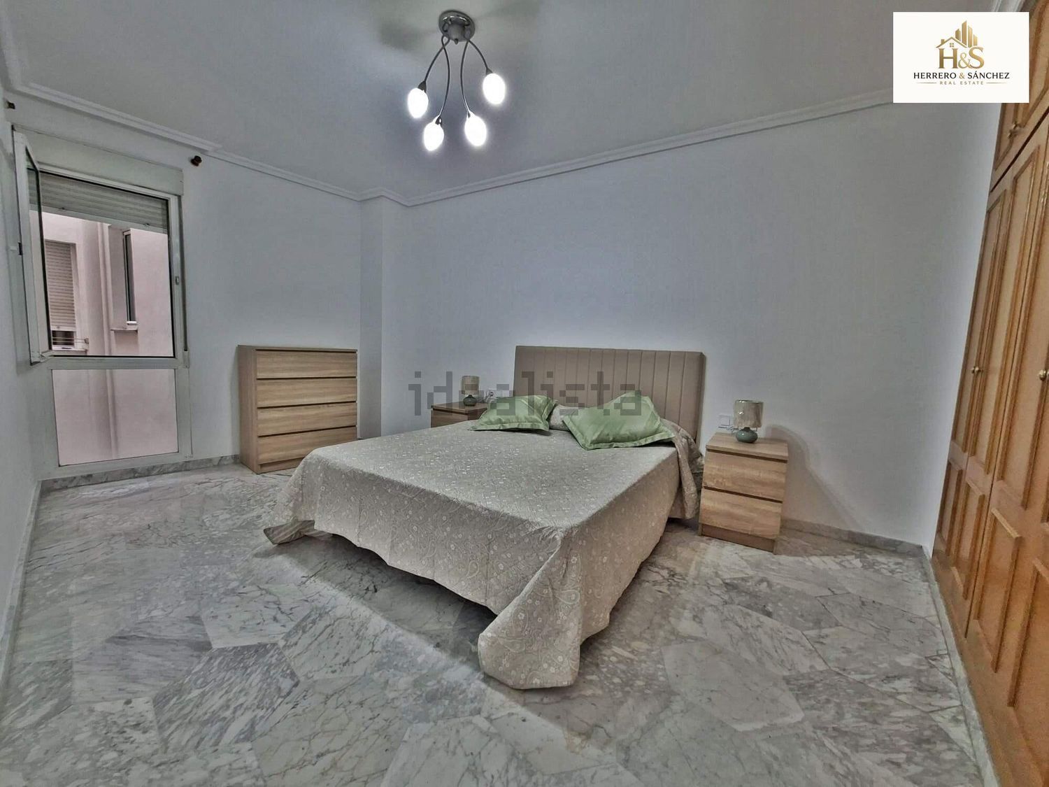 Piso de 100 m² en Alicante