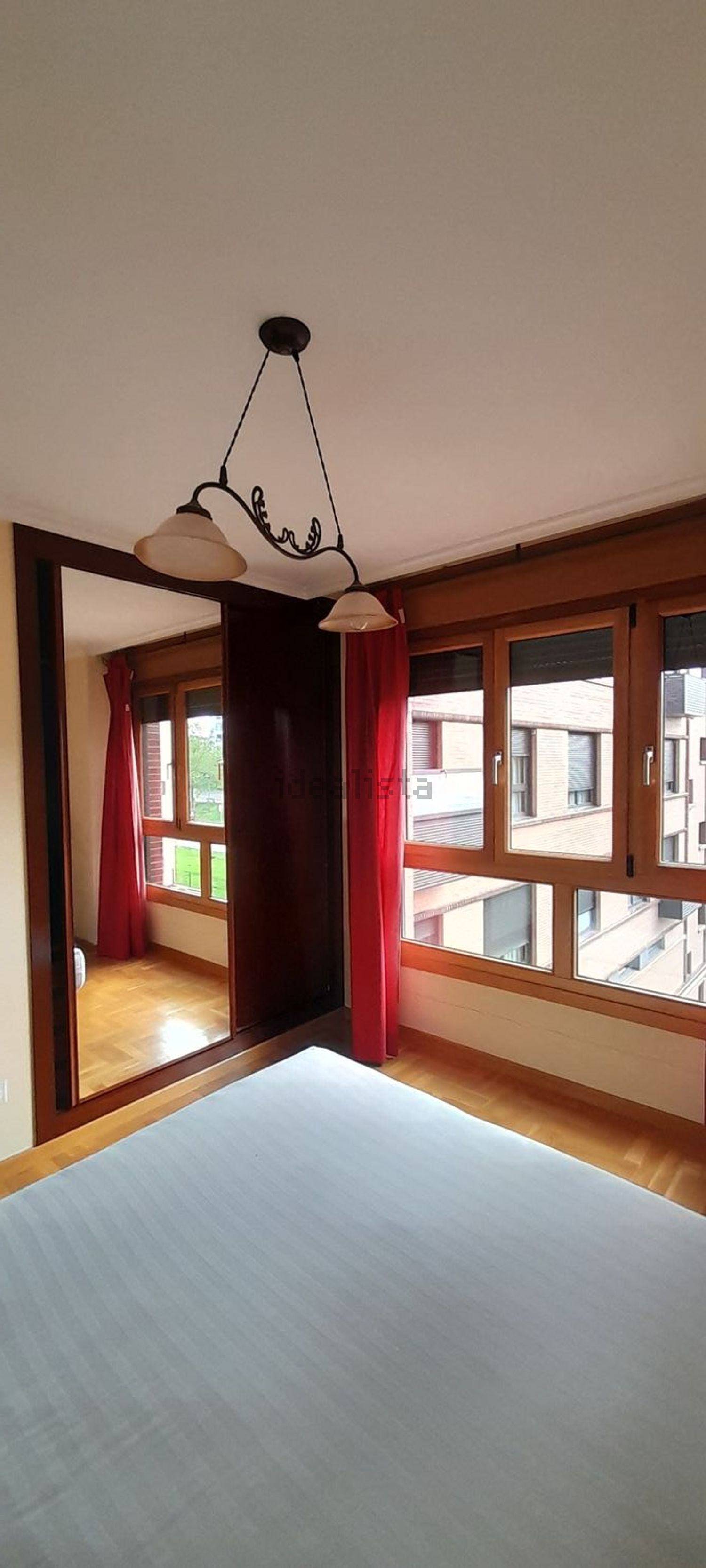Pis de 224 m² a Gijón
